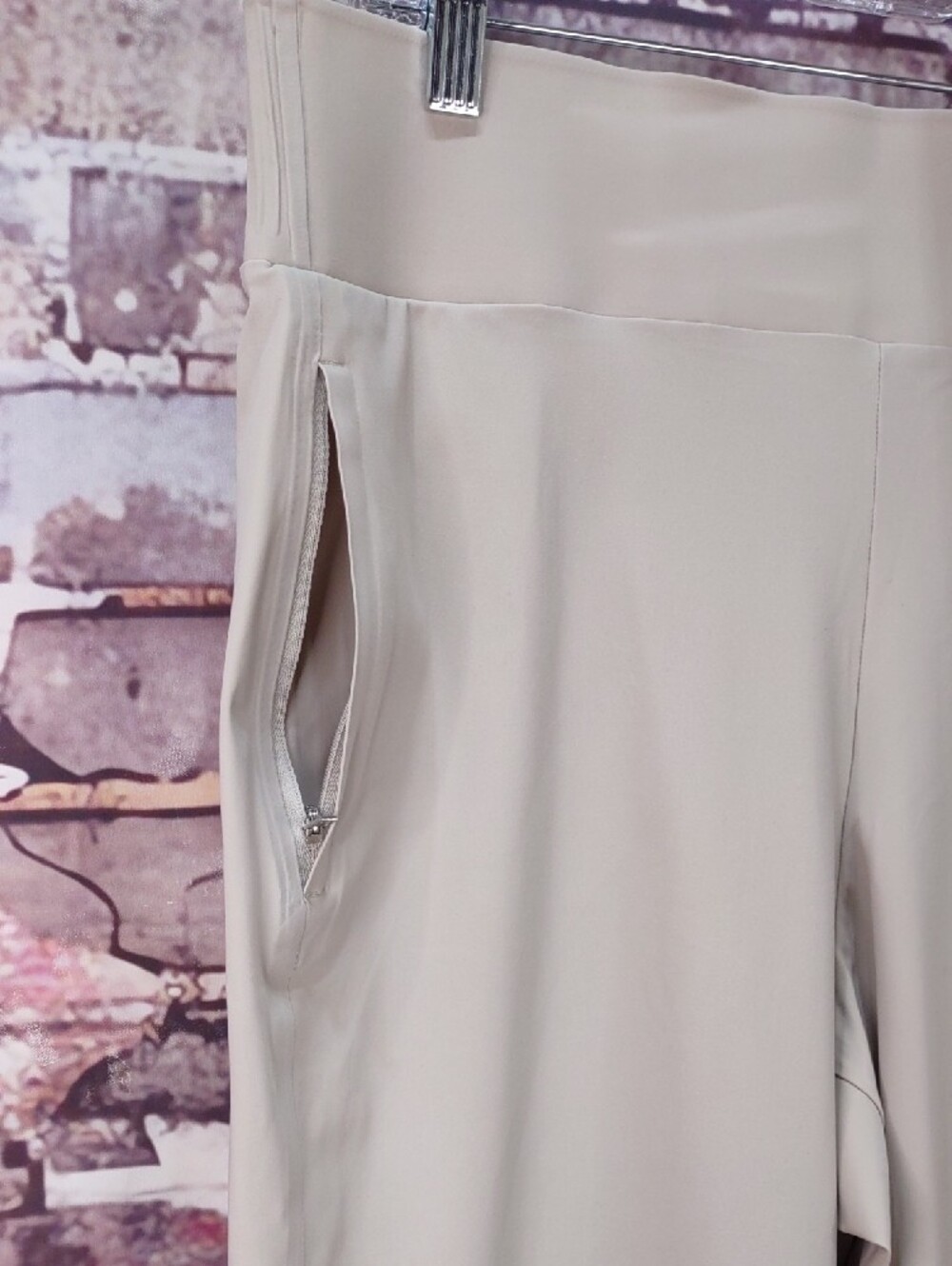 Athleta Cosmic Crop Pants - Picture 2 of 7